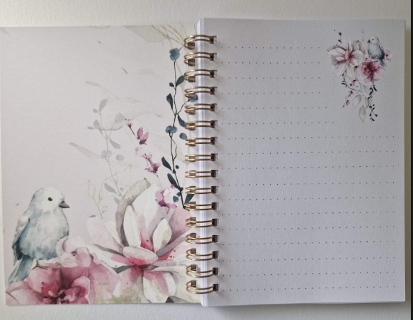 Carnet A6, spirales décor oiseau et fleurs roses - Pr 4.23