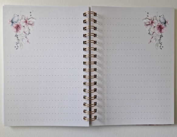 Carnet A6, spirales décor oiseau et fleurs roses - Pr 4.23